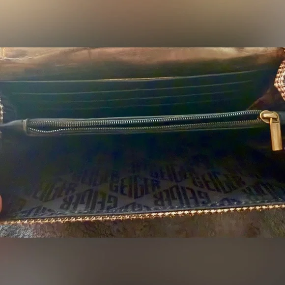 Kurt Geiger Kensington Wallet on Chain- Gold - Picture 3 of 3